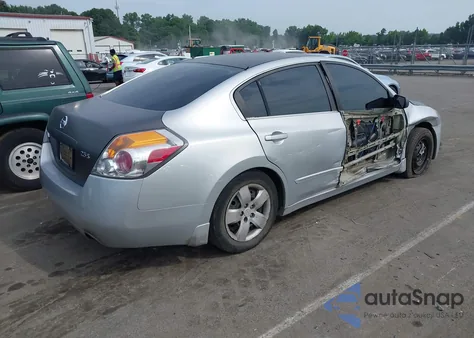 2007 Nissan Altima 2.5 S z USA, uszkodzony, nr VIN 1N4AL21E47N428710